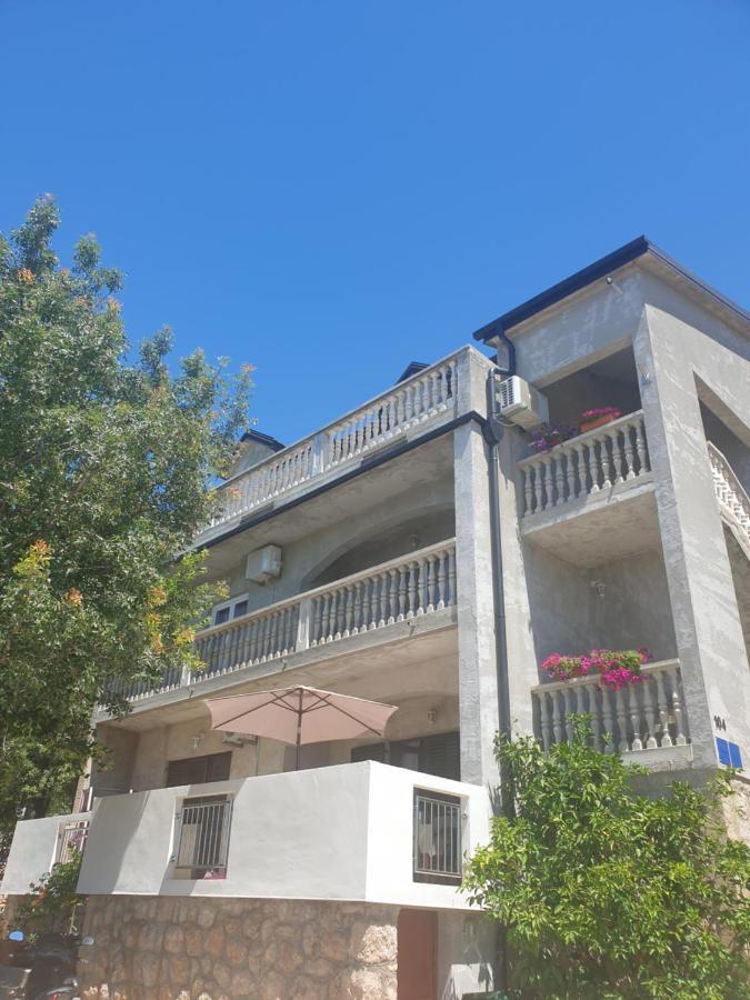 Apartmani Goga Starigrad Paklenica Zewnętrze zdjęcie