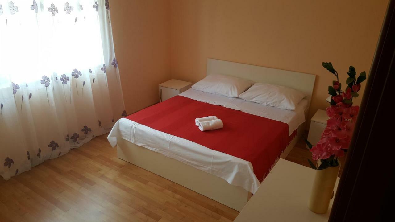 Apartmani Goga Starigrad Paklenica Zewnętrze zdjęcie