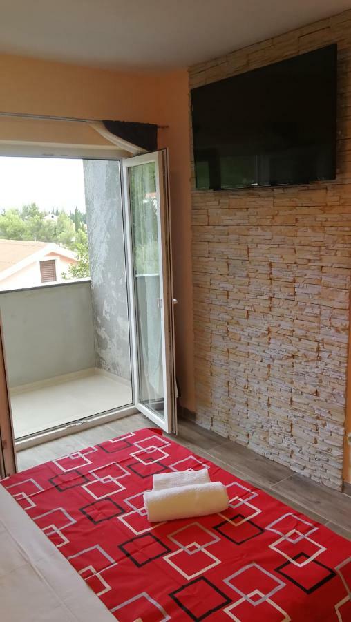 Apartmani Goga Starigrad Paklenica Zewnętrze zdjęcie