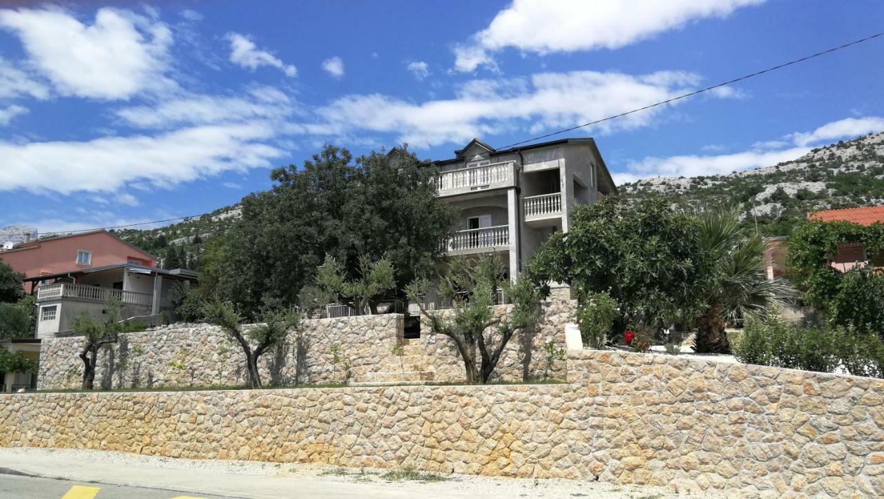 Apartmani Goga Starigrad Paklenica Zewnętrze zdjęcie
