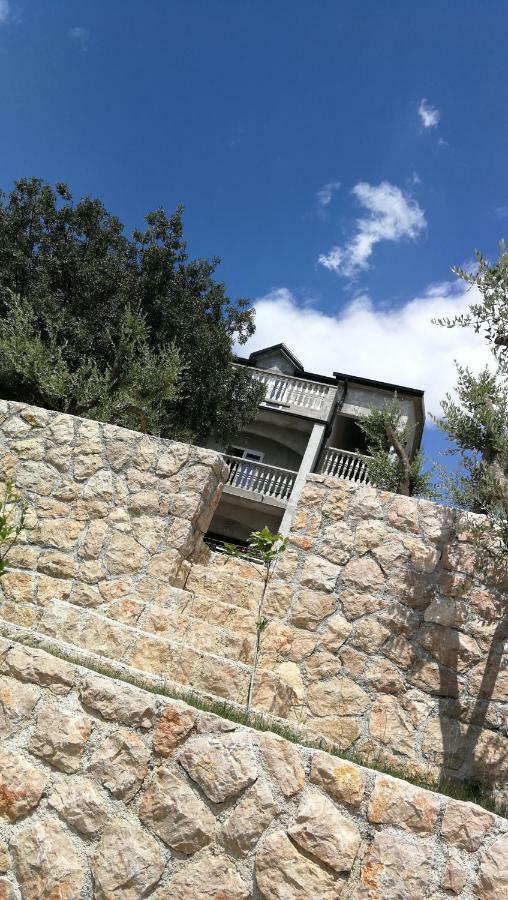 Apartmani Goga Starigrad Paklenica Zewnętrze zdjęcie